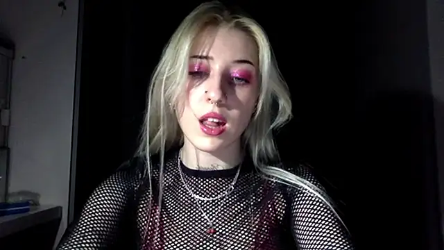 EmmyWet online show from March 18, 2026, 8:32 pm