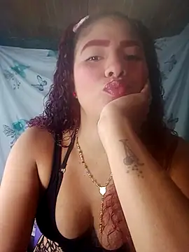 Elektra diabla online show from June 3, 2026, 8:24 pm