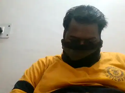 Huskyboss online show from March 1, 2026, 4:18 pm