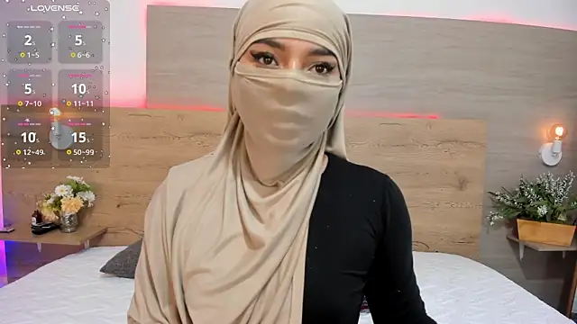  jennaa online show from April 18, 2026, 8:09 pm