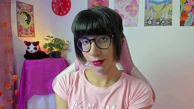 Madeline 21 online show from March 7, 2026, 5:25 am