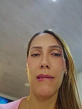 Snapshot of candy-xxx chatting on July 16, 2026, 1:35 am candy-xxx online show from July 16, 2026, 1:35 am