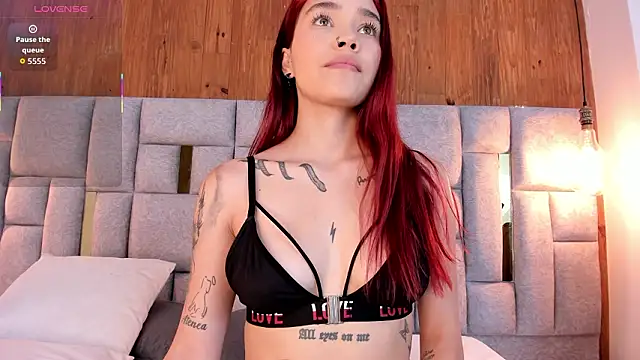 Snapshot of camilaa_smith_ chatting on February 28, 2026, 8:08 pm camilaa smith online show from February 28, 2026, 8:08 pm