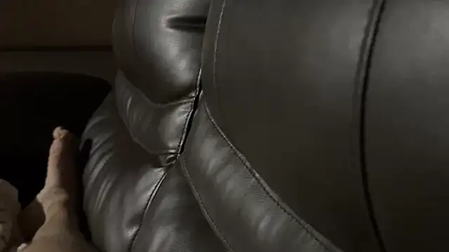 helovesanalbicouple online show from March 4, 2026, 10:34 am