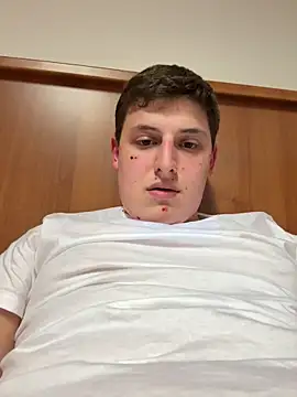 Snapshot of unlocked28 chatting on February 26, 2026, 11:05 pm unlocked28 online show from February 26, 2026, 11:05 pm