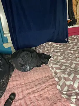 Melissa-Schneider online show from April 5, 2026, 6:14 pm