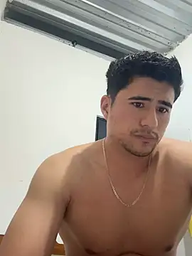 Snapshot of David-latinlover chatting on June 8, 2026, 7:47 pm David-latinlover online show from June 8, 2026, 7:47 pm