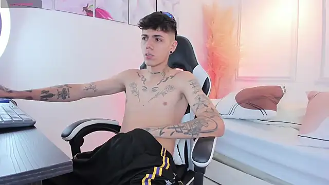 Tommy valverde online show from April 20, 2026, 6:53 pm