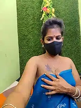 Tinaa baby online show from April 17, 2026, 6:33 pm