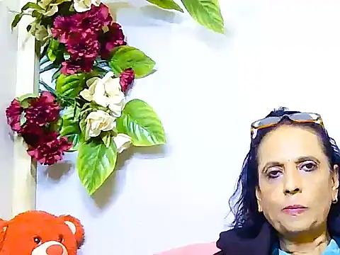 Snapshot of Hot_queen58 chatting on June 2, 2026, 6:24 am Hot queen58 online show from June 2, 2026, 6:24 am