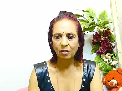Snapshot of Hot_queen58 chatting on June 28, 2026, 6:20 am Hot queen58 online show from June 28, 2026, 6:20 am