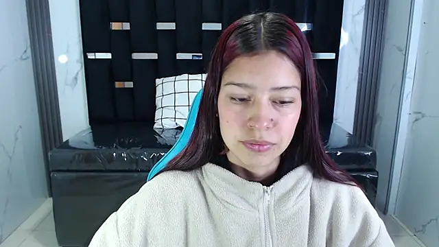 Sophirose a online show from March 6, 2026, 12:00 pm