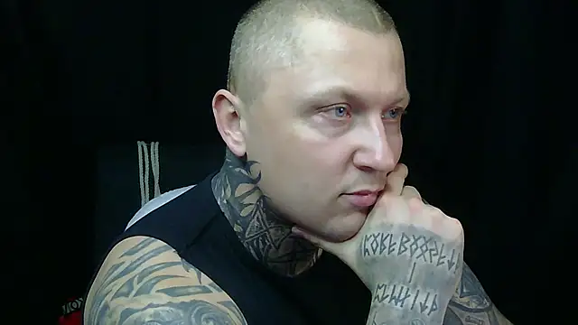 Snapshot of devilWithTats chatting on June 1, 2026, 1:55 pm devilWithTats online show from June 1, 2026, 1:55 pm