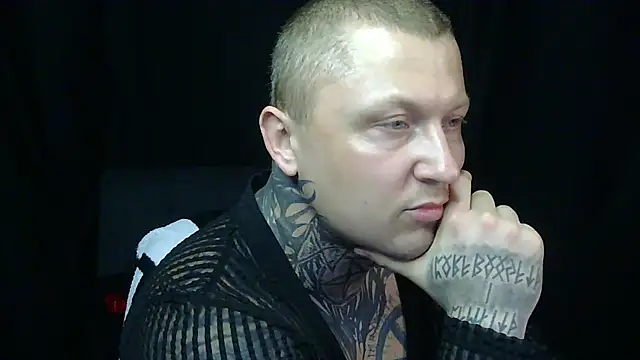 Snapshot of devilWithTats chatting on May 20, 2026, 7:27 am devilWithTats online show from May 20, 2026, 7:27 am