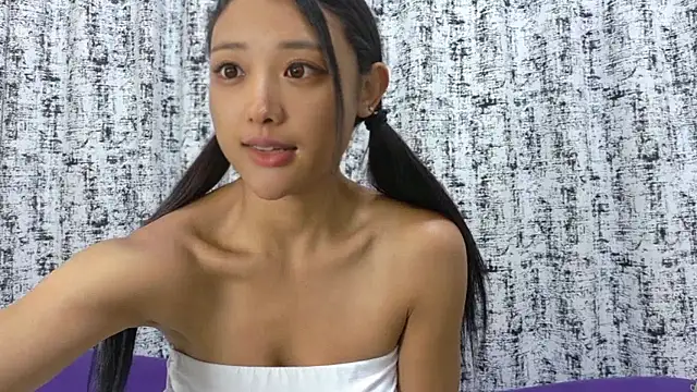Snapshot of Rielu_xoxo chatting on April 24, 2026, 11:56 am Rielu xoxo online show from April 24, 2026, 11:56 am