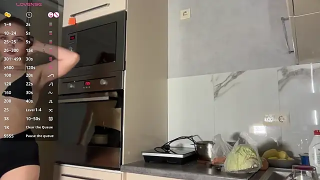 AlexaDeviliciouss online show from April 6, 2026, 4:30 pm