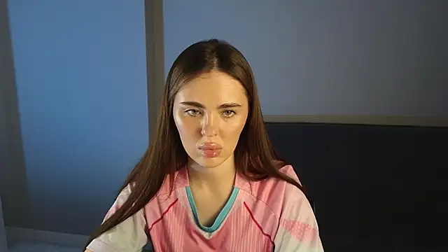 SheilaHigh online show from March 3, 2026, 3:41 pm