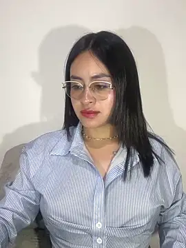 Anni Rose online show from April 20, 2026, 10:07 am