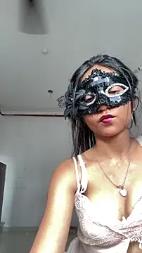 Snapshot of MidnightLoversX chatting on May 2, 2026, 11:37 am MidnightLoversX online show from May 2, 2026, 11:37 am