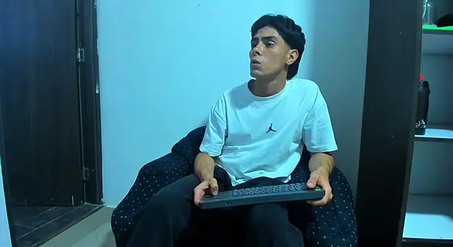 Daniel Rochax online show from March 31, 2026, 6:54 pm