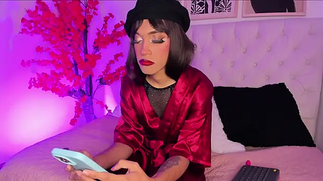 Liz Hills online show from April 21, 2026, 3:18 pm