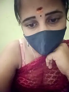 Snapshot of Tamil_Rani- chatting on April 22, 2026, 9:32 pm Tamil Rani- online show from April 22, 2026, 9:32 pm