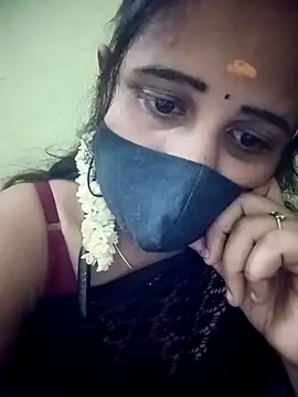 Snapshot of Tamil_Rani- chatting on April 17, 2026, 12:13 am Tamil Rani- online show from April 17, 2026, 12:13 am