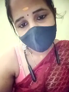 Snapshot of Tamil_Rani- chatting on March 31, 2026, 6:43 pm Tamil Rani- online show from March 31, 2026, 6:43 pm