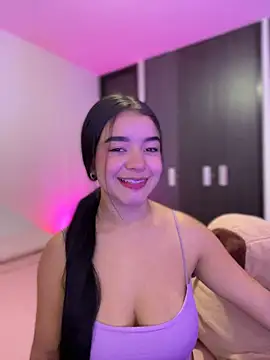 Sophia Wy online show from March 15, 2026, 7:10 pm