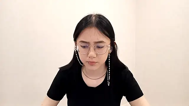 SolvedGlobe online show from April 20, 2026, 1:03 pm