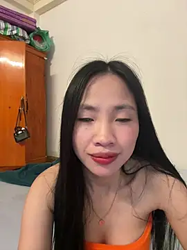 Snapshot of MIABCDZ chatting on May 20, 2026, 1:57 am MIABCDZ online show from May 20, 2026, 1:57 am
