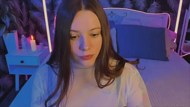 Snapshot of SauvageBirdy chatting on March 4, 2026, 8:49 pm SauvageBirdy online show from March 4, 2026, 8:49 pm