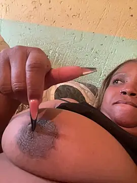 friendlybitch22 online show from July 14, 2026, 2:01 pm