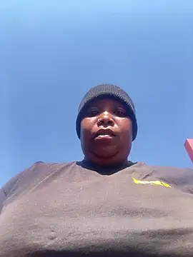 friendlybitch22 online show from June 10, 2026, 9:43 am