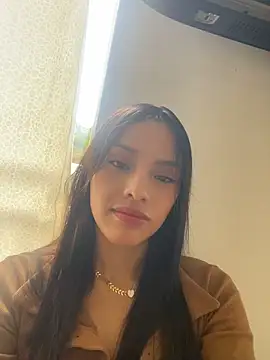 Snapshot of Mia-villalobos chatting on May 28, 2026, 2:01 pm Mia-villalobos online show from May 28, 2026, 2:01 pm