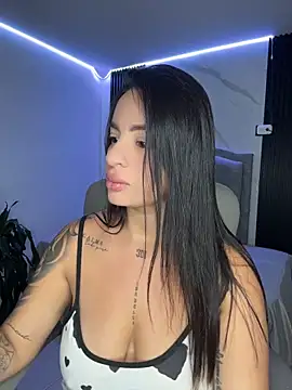 Lisabrown 23 online show from April 21, 2026, 1:42 am