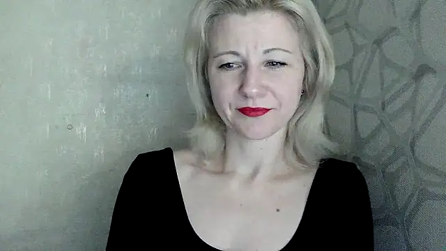 Snapshot of Katerina-Kissa chatting on March 3, 2026, 7:10 pm Katerina-Kissa online show from March 3, 2026, 7:10 pm