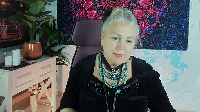 LilaMaharani online show from June 16, 2026, 1:55 pm