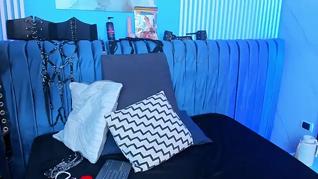 Snapshot of maiteandlexy chatting on March 3, 2026, 7:21 pm maiteandlexy online show from March 3, 2026, 7:21 pm