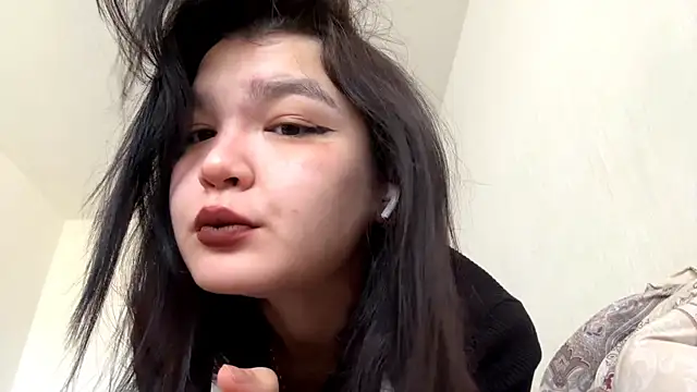 CartiBlue online show from April 17, 2026, 8:17 am