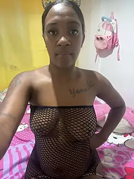 Emi rousse online show from April 18, 2026, 8:09 pm