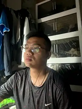 Snapshot of Gockhuatsg chatting on May 20, 2026, 7:44 pm Gockhuatsg online show from May 20, 2026, 7:44 pm
