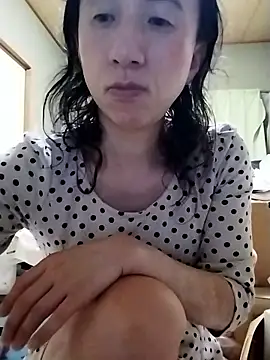 Snapshot of mako7612 chatting on May 20, 2026, 5:43 pm mako7612 online show from May 20, 2026, 5:43 pm