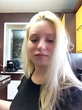 Snapshot of Glowing_Jessica chatting on March 4, 2026, 4:26 pm Glowing Jessica online show from March 4, 2026, 4:26 pm