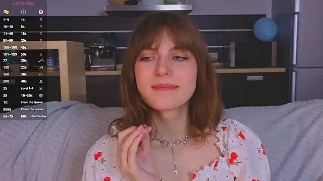 CloverRyan online show from March 5, 2026, 2:41 am