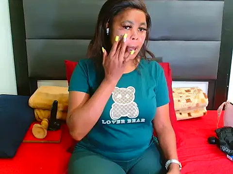 SpicyKittyxxx online show from April 9, 2026, 6:19 am