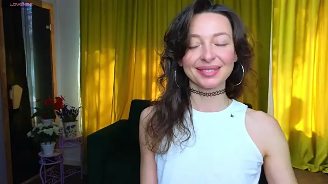 Snapshot of Kate_Millersi chatting on June 1, 2026, 5:40 am Kate Millersi online show from June 1, 2026, 5:40 am