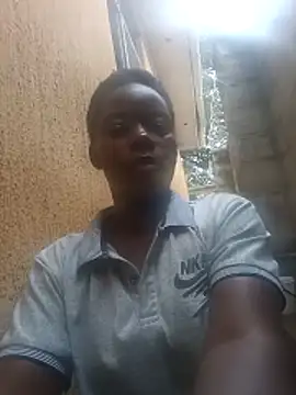 Snapshot of smallville26 chatting on March 4, 2026, 5:48 am smallville26 online show from March 4, 2026, 5:48 am