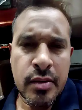 Ezehombre online show from March 9, 2026, 3:54 am