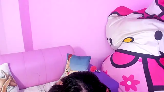 doll katiuska online show from March 27, 2026, 12:28 pm